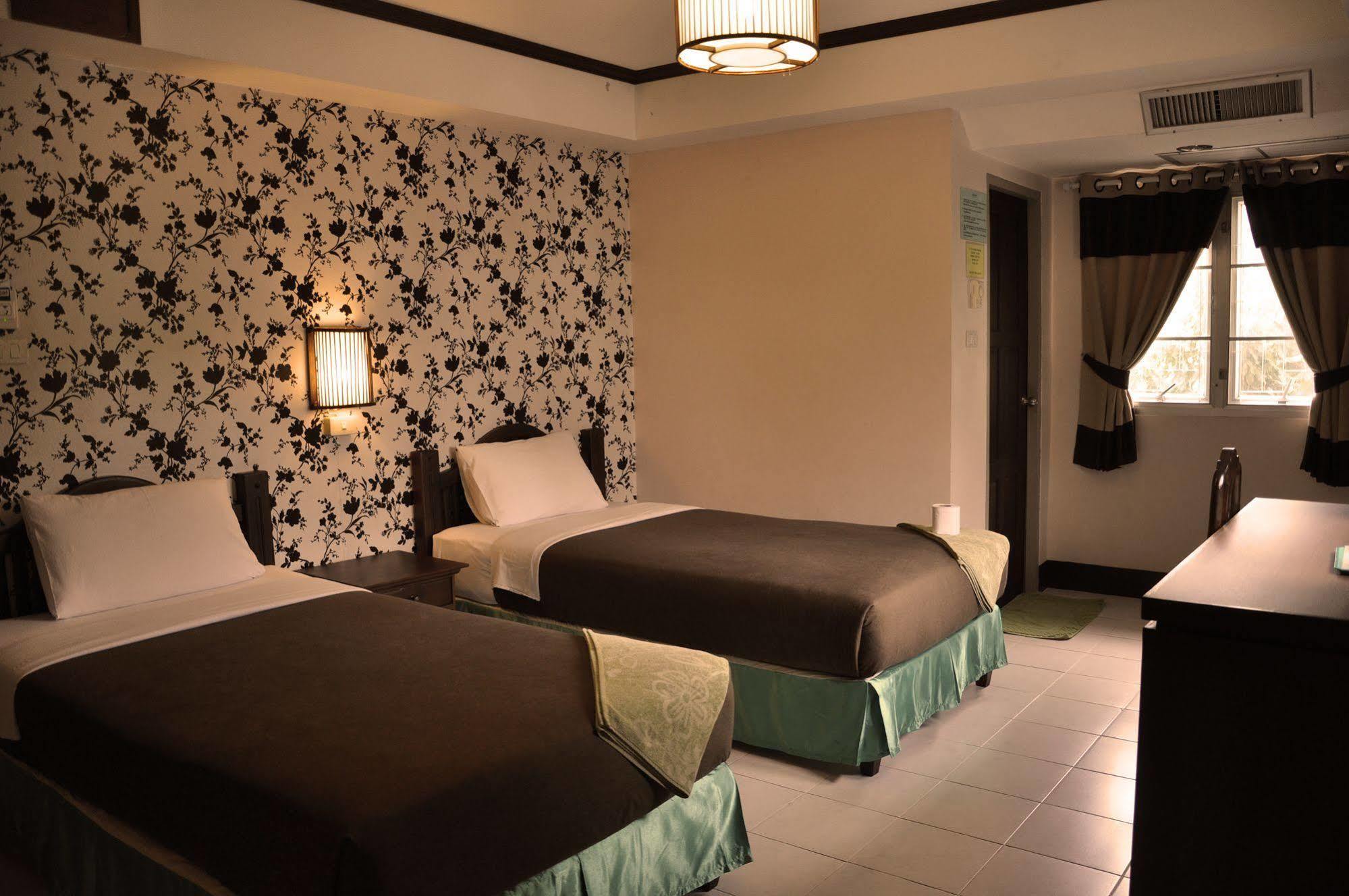 צ'יאנג מאי Thaphae Garden Guesthouse מראה חיצוני תמונה