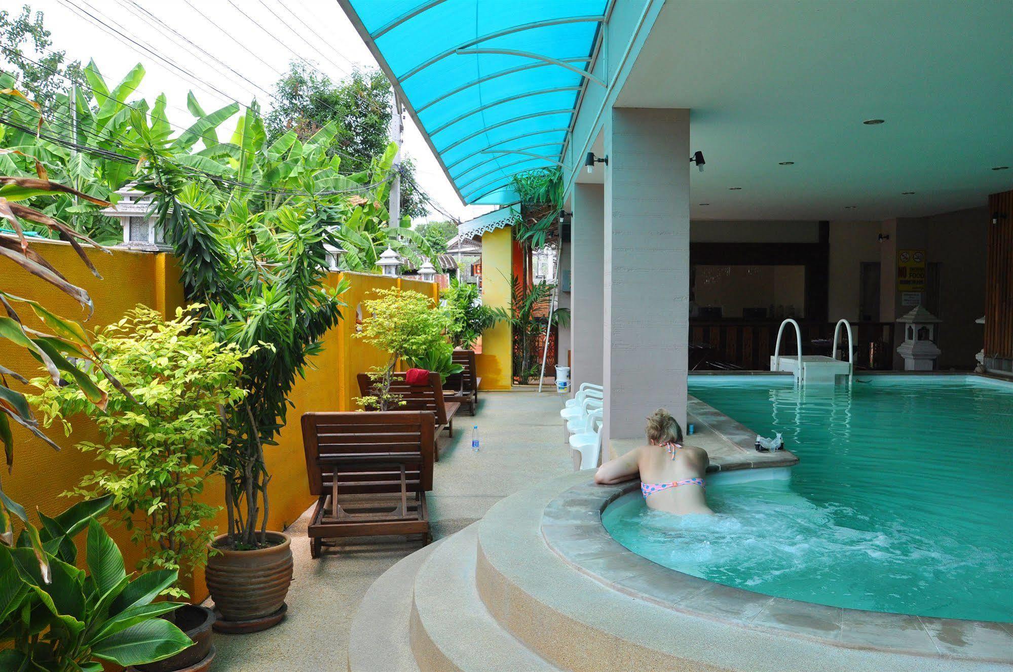 צ'יאנג מאי Thaphae Garden Guesthouse מראה חיצוני תמונה